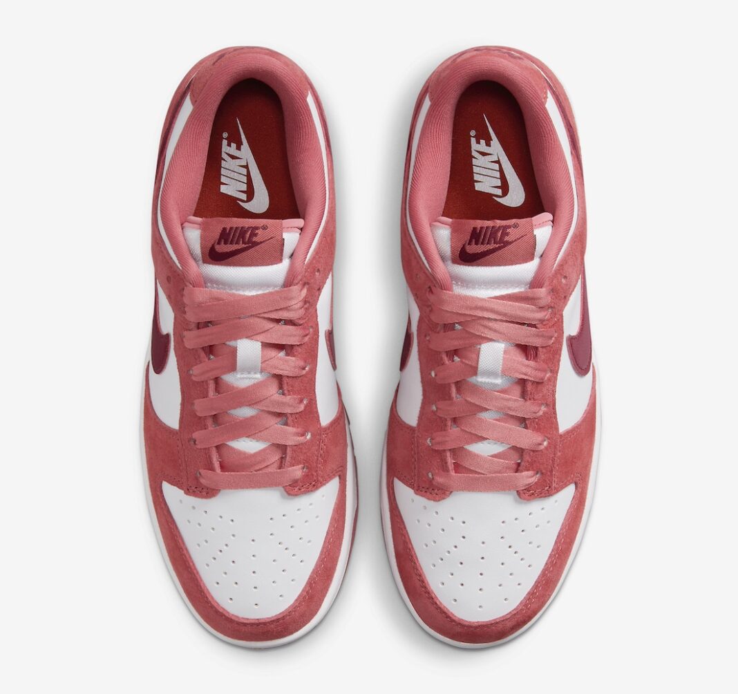 Women's Nike Dunk Low Valentine's Day 2024 FQ7056100