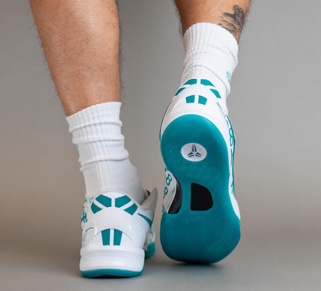 Nike Kobe 8 Protro Radiant Emerald On Feet 7