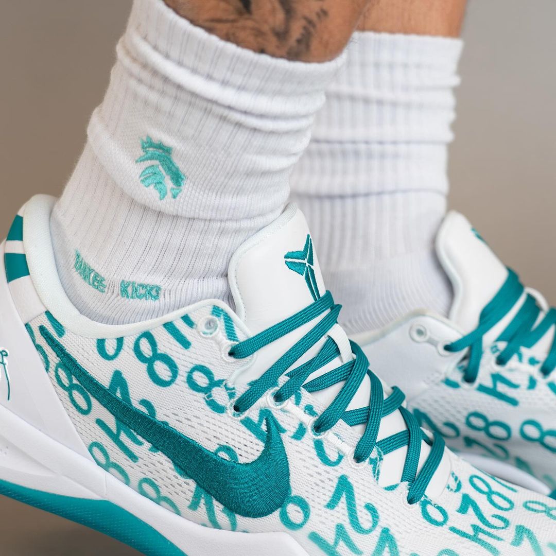 Nike Kobe 8 Protro Radiant Emerald On Feet 9