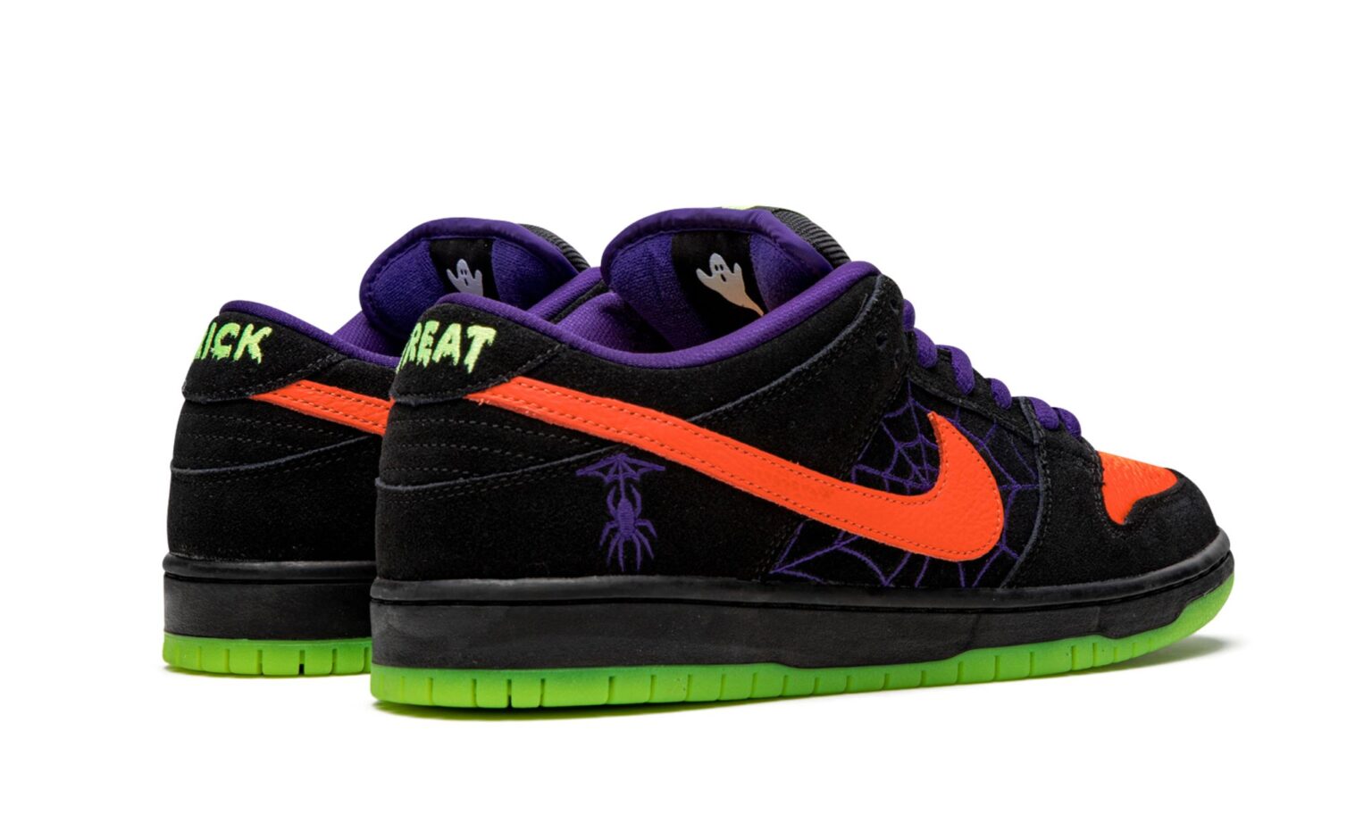 sb dunk low night of mischief