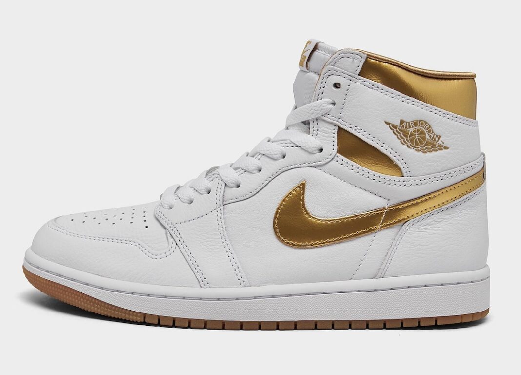 wmns air jordan 1 gold pendant