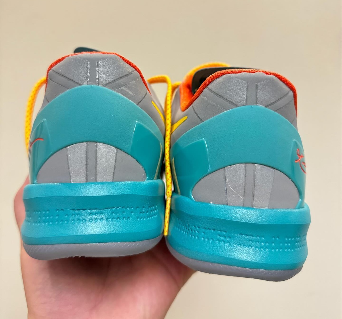 orange and white nike phelon sandals men blue boots tropicals