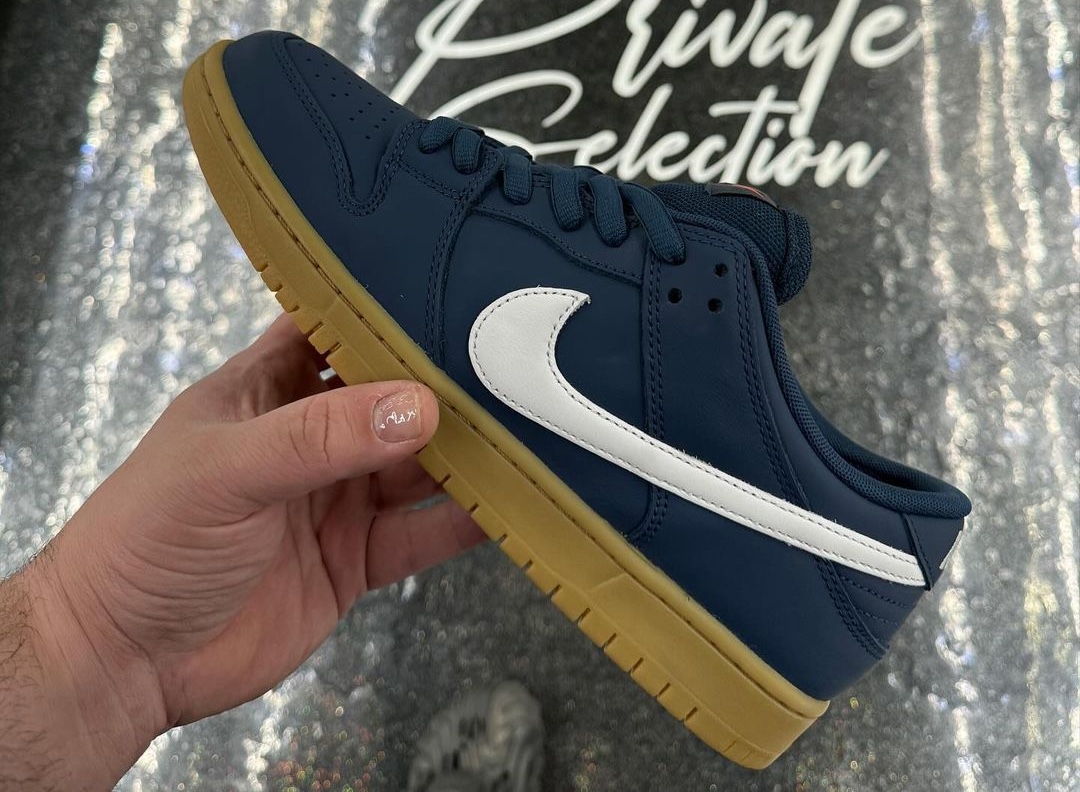 Nike SB Dunk Low “Navy Gum” Releases Spring 2024