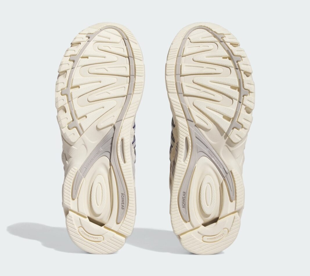 Bad Bunny x adidas Response CL “Wonder White” | Vivência das Ruas