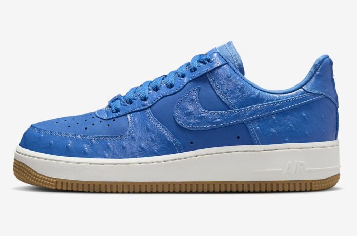 nike air force 1 low black gold