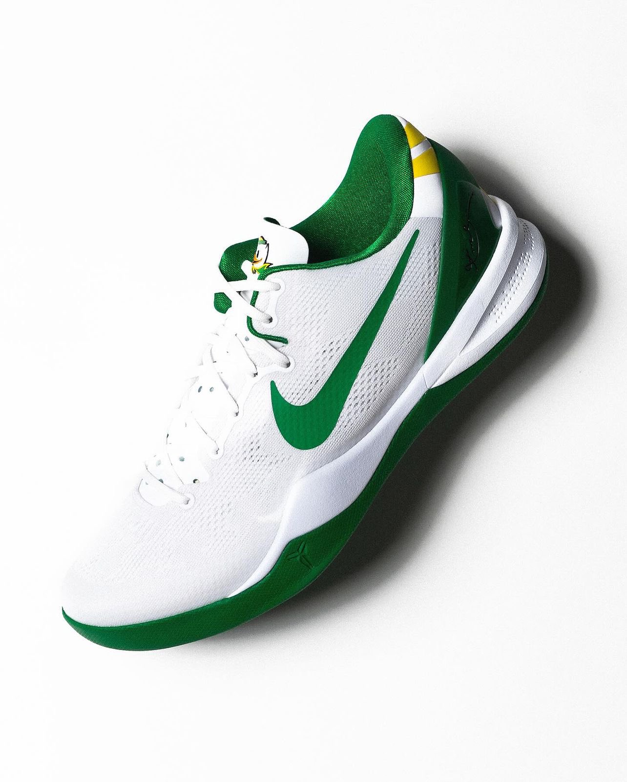 Nike Kobe 8 Oregon Ducks White