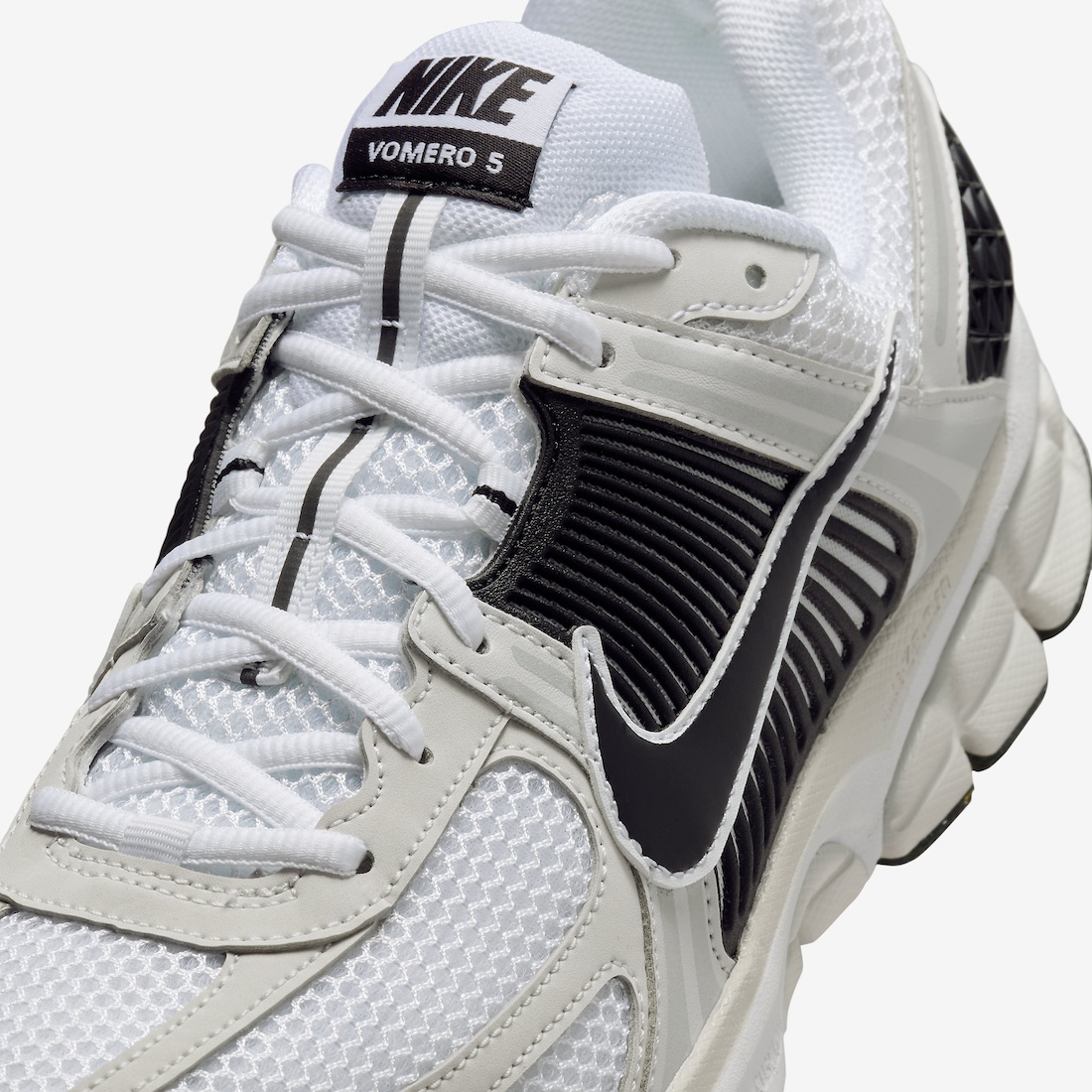 Nike Zoom Vomero 5 White Black Platinum Tint 6