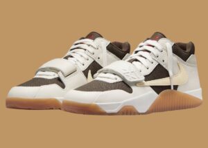 Travis Scott x Jordan Jumpman Jack Sail FZ8117-100