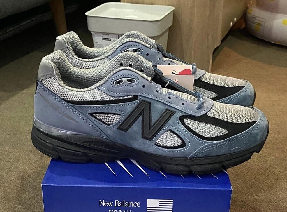 New Balance 990v4 “Arctic Grey” Releases March 2024