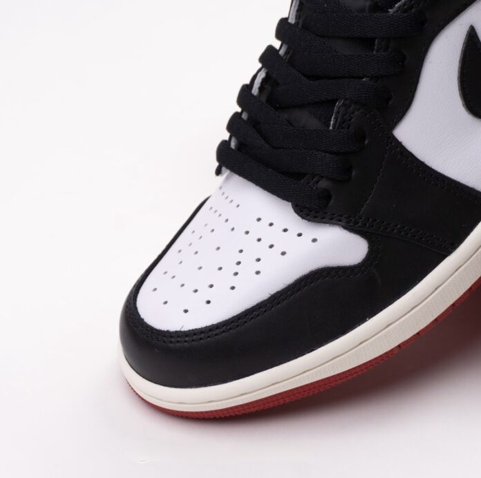 Air Jordan 1 High OG Black Toe Reimagined DZ5485-106