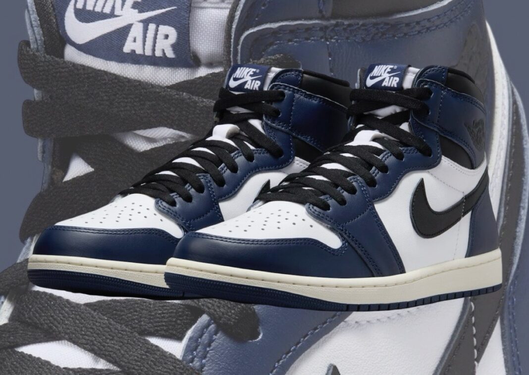 Navy blue jordan retro best sale