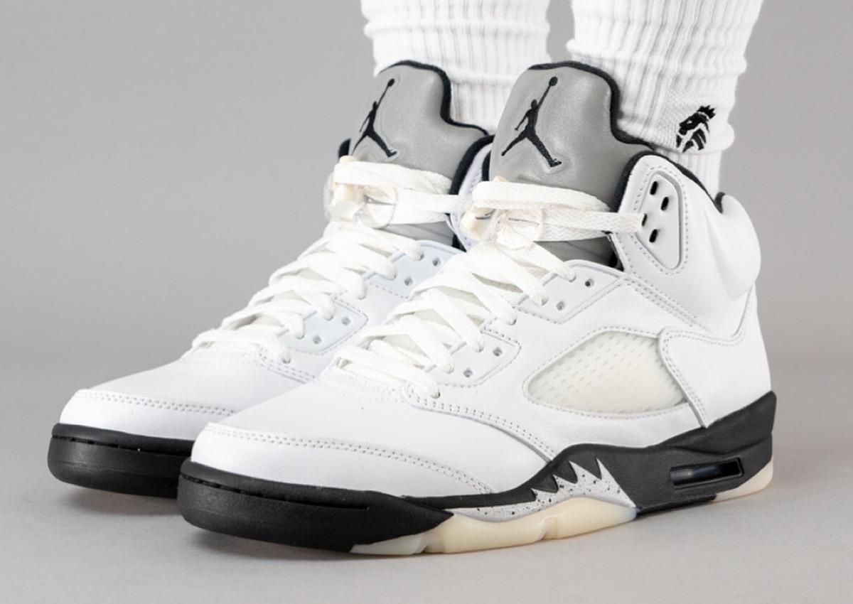 Air Jordan 5 “White/Black” Releases December 2024