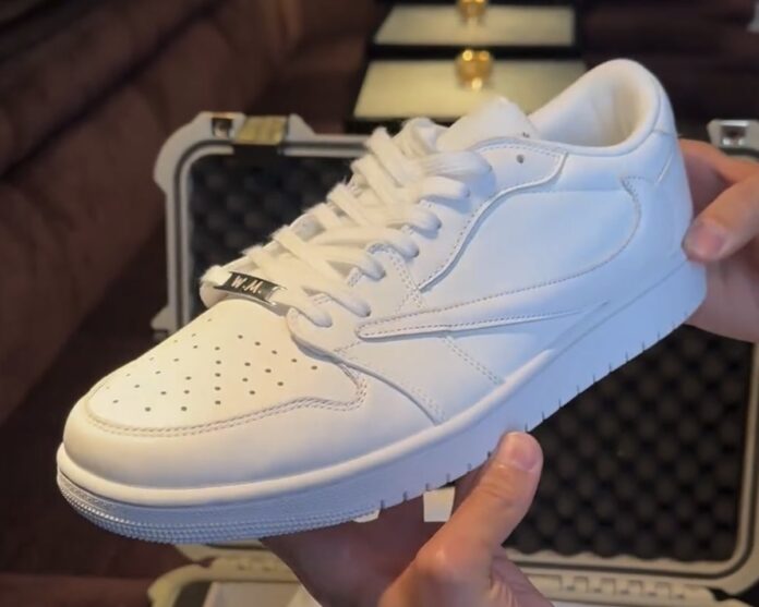 travis scott off white jordans