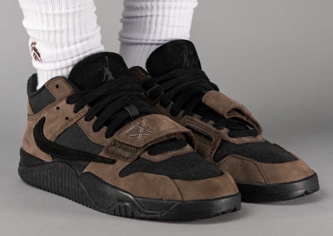 Travis Scott x Jordan Jumpman Jack Dark Mocha FZ8117-201