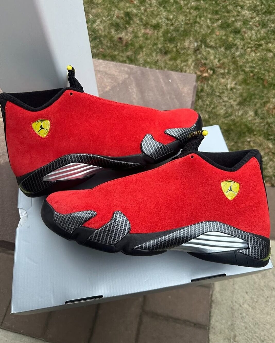 Air Jordan 14 Ferrari 2025 IF5015600