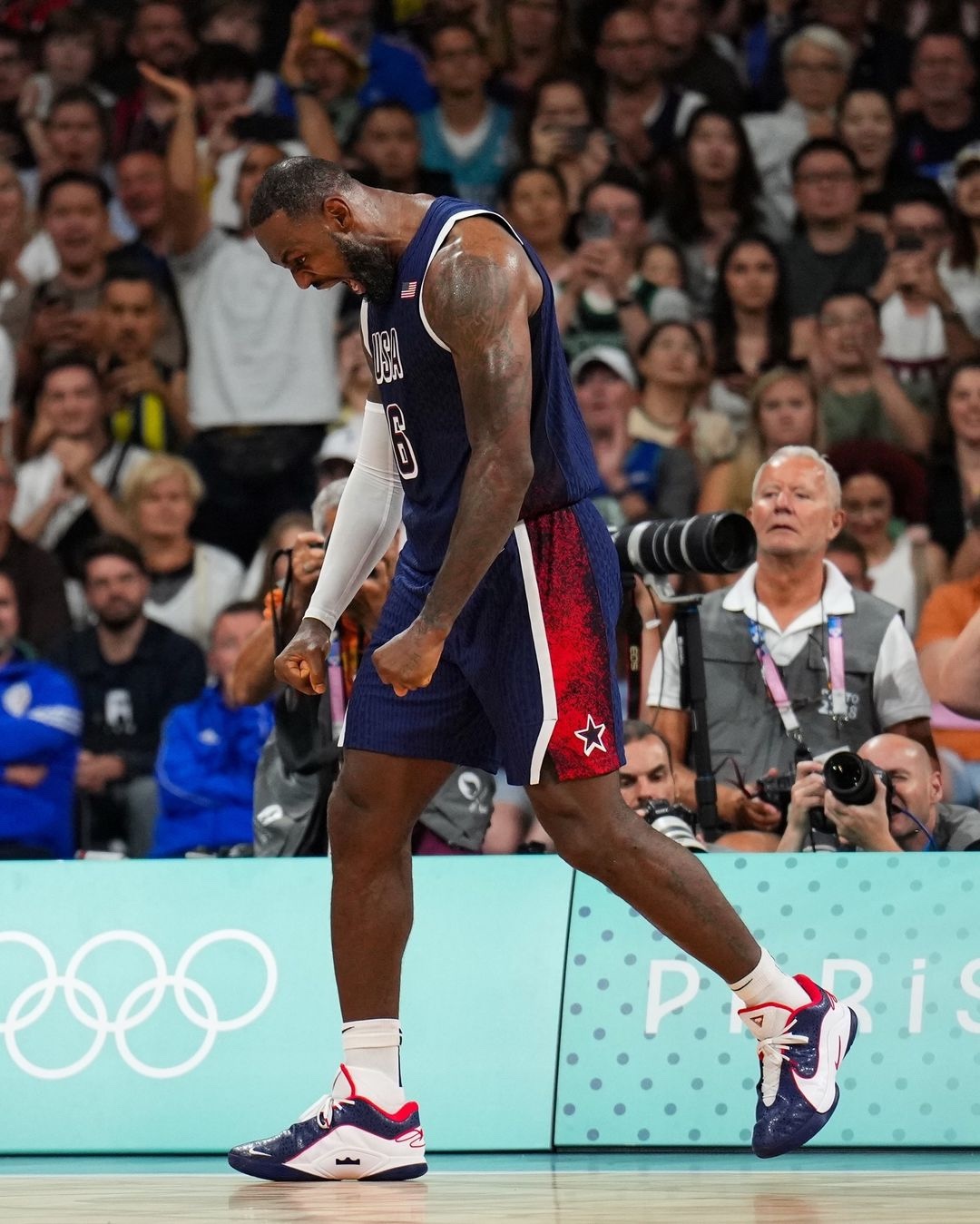 LeBron James Obsidian-Sport Nike LeBron 22 USA Navy PE