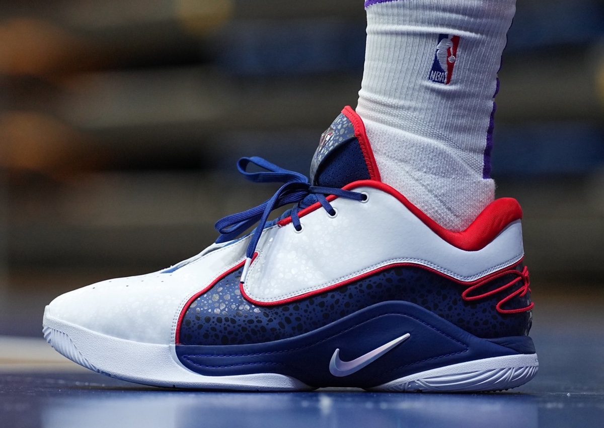 LeBron James Debuts Nike LeBron 22 “USA” PE