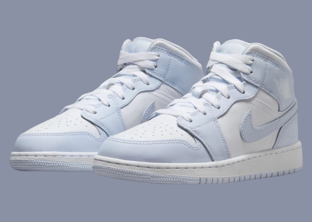 Jordan 1 white and light blue hotsell