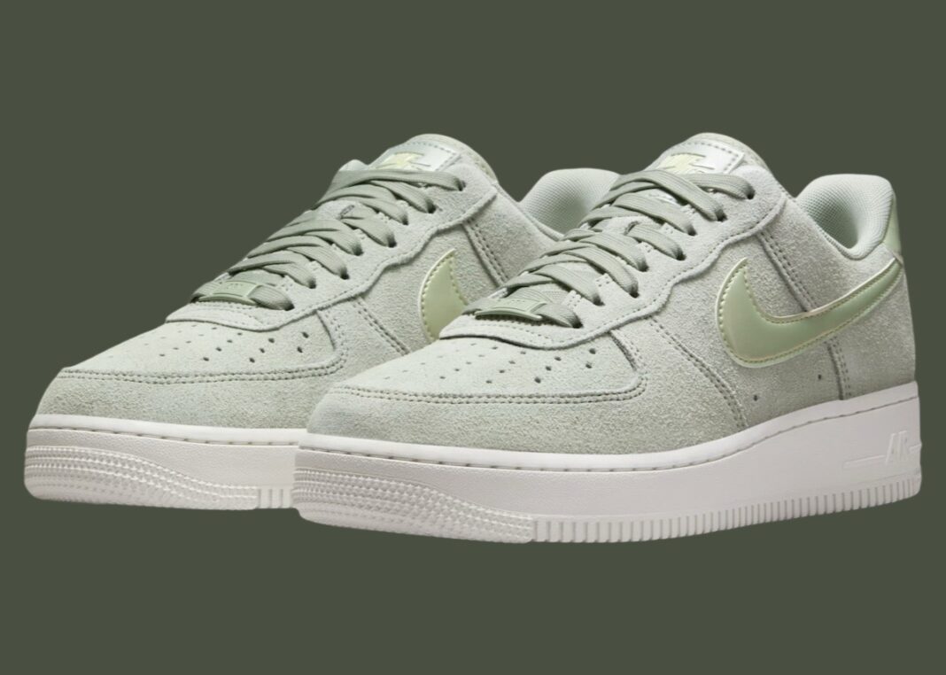 Nike air shops force 1 hyper jade