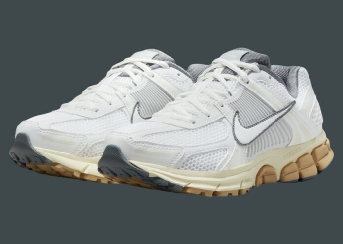 Nike Zoom Vomero 5 - Women's