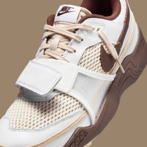 Travis Scott x Nike Zoom Field Jaxx Light Chocolate HQ3073-100