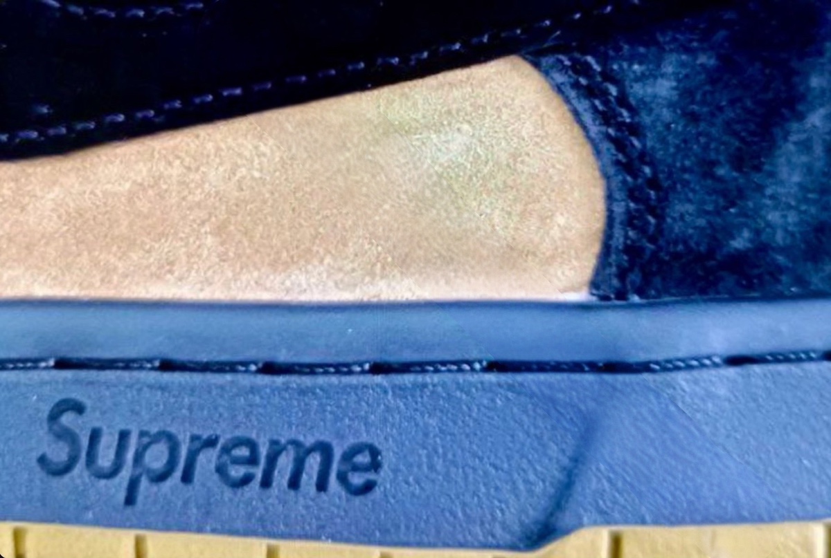 Supreme Nike SB Dunk Low Blue 2025