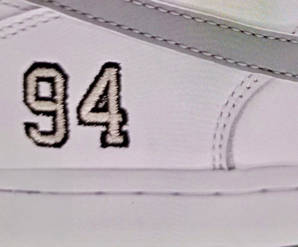 Supreme Nike SB Dunk Low White 2025