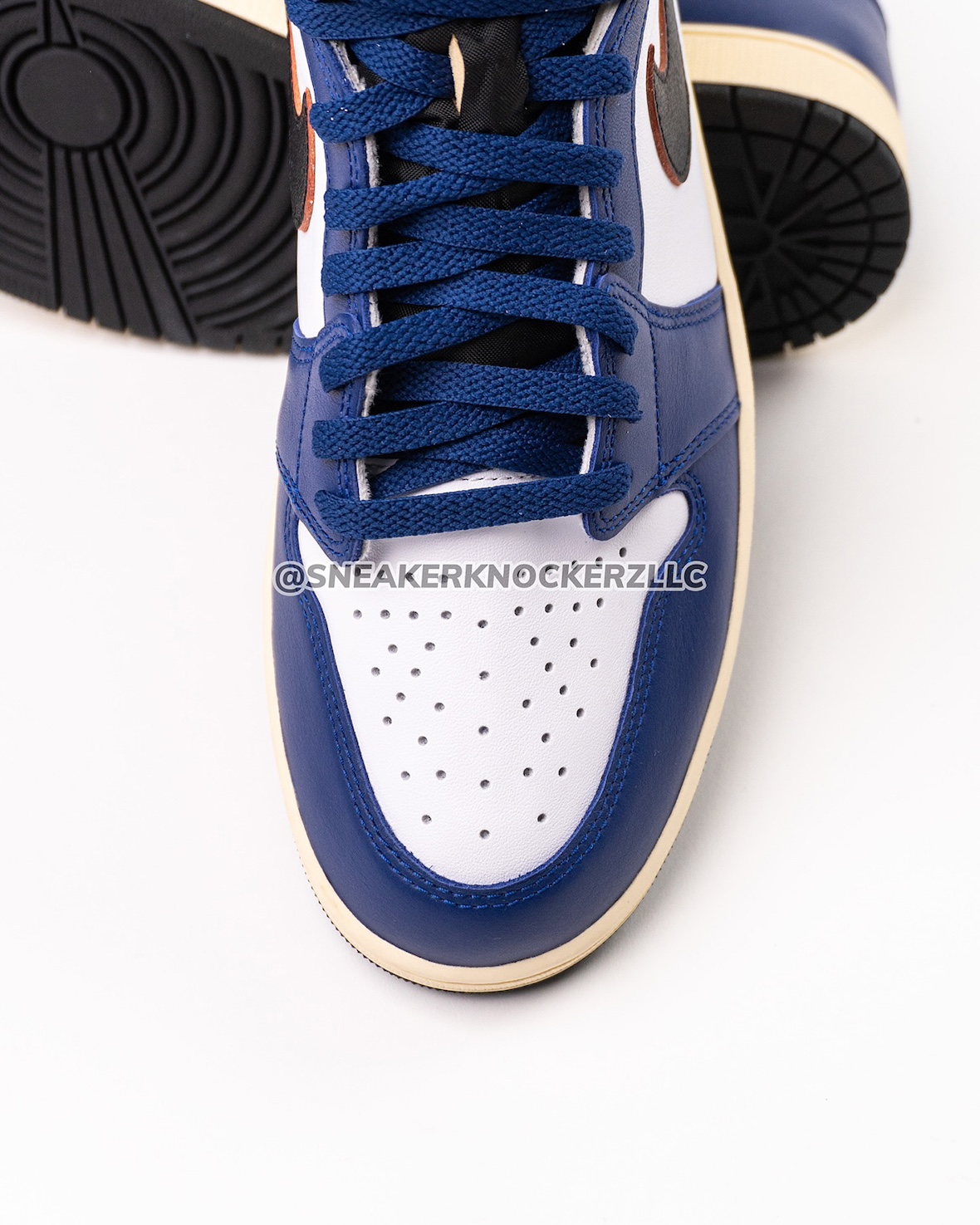 Air jordan 1 rare air blue online