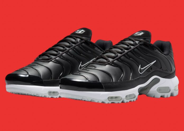 Nike-Air-Max-Plus-Golf-Black-