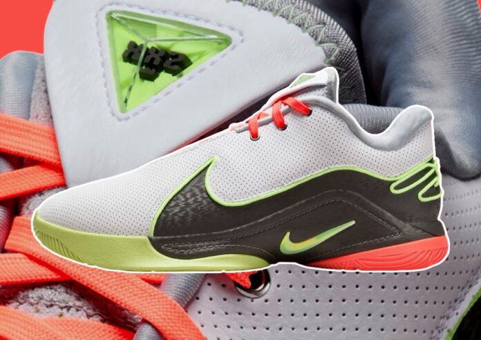 Nike-LeBron-22-Moonlight-