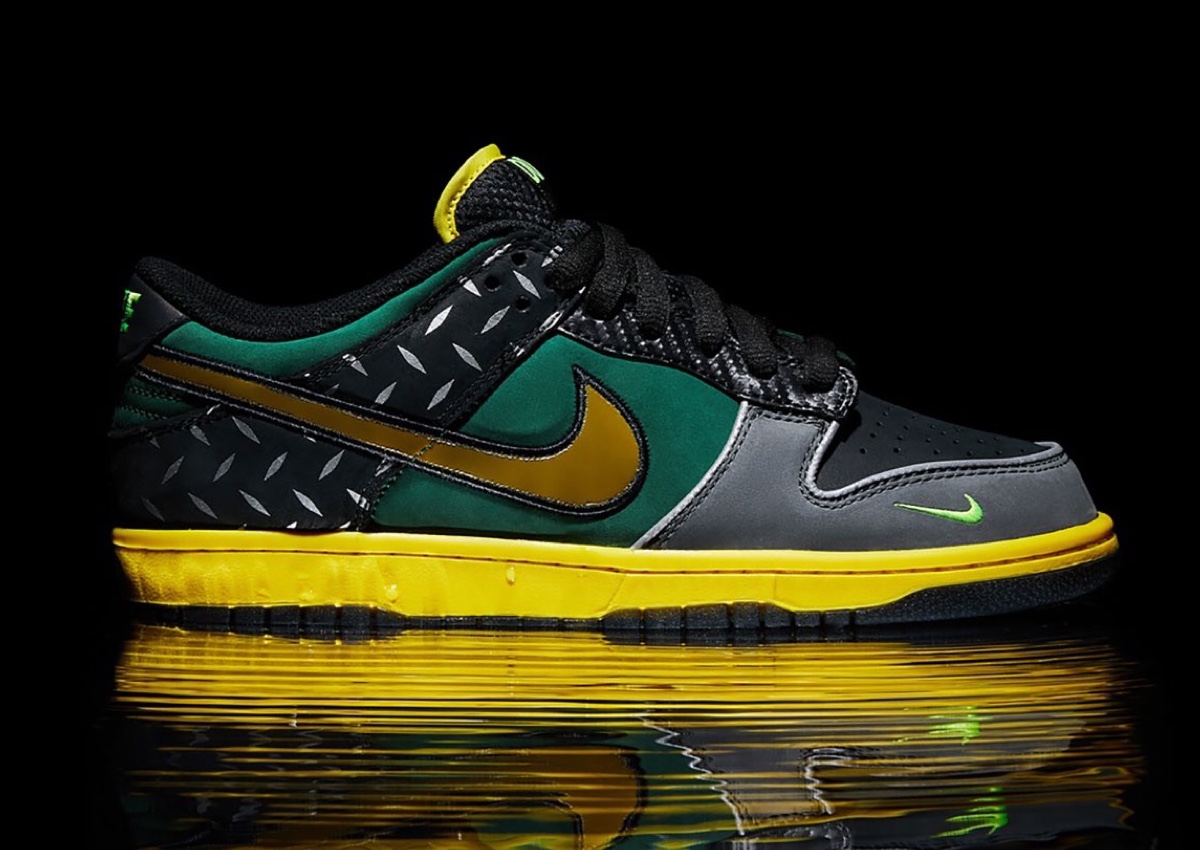 Nike What The Duck Dunk Low 1