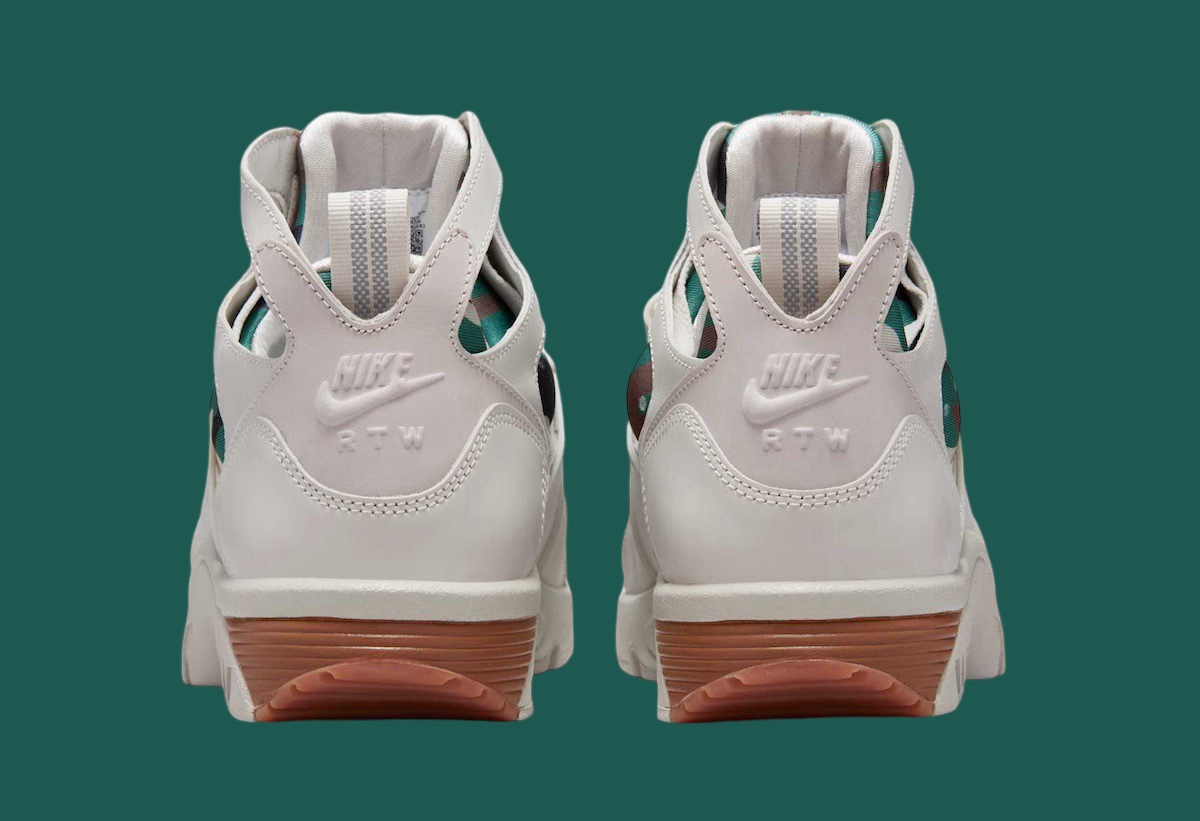 Corteiz Nike Air Trainer Huarache Off White FQ8793 002 4