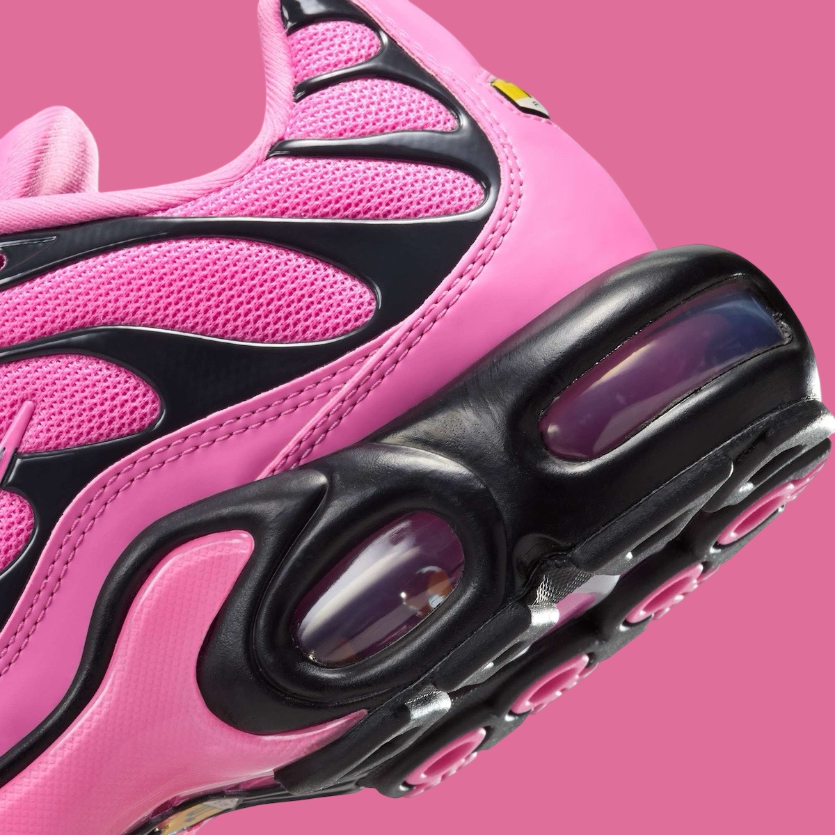 Nike Air Max Plus Pink Black HJ9743 601 7