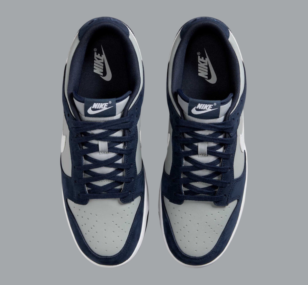 Nike Dunk Low Suede Georgetown IB3079 400 3