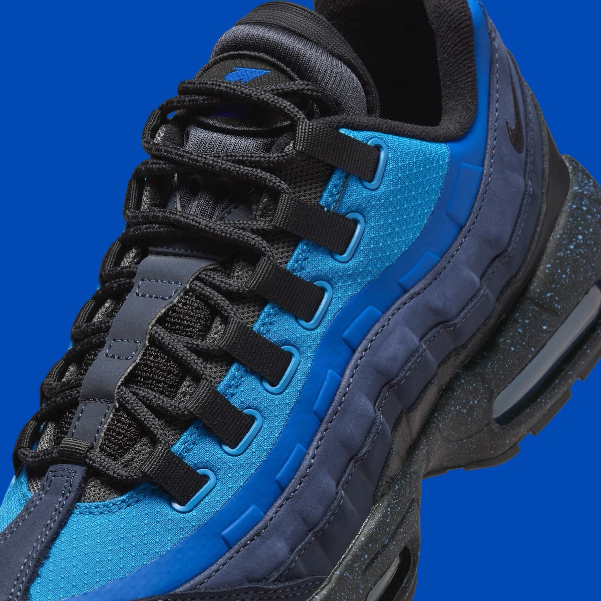 Stash Nike Air Max 95 HF5515 400 Release Date 6