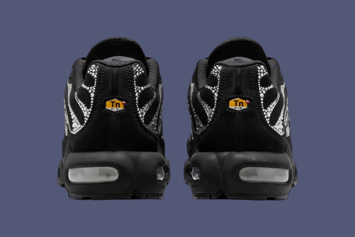 Swarovski x Nike Air Max Plus Moonlight FZ4237 001 4