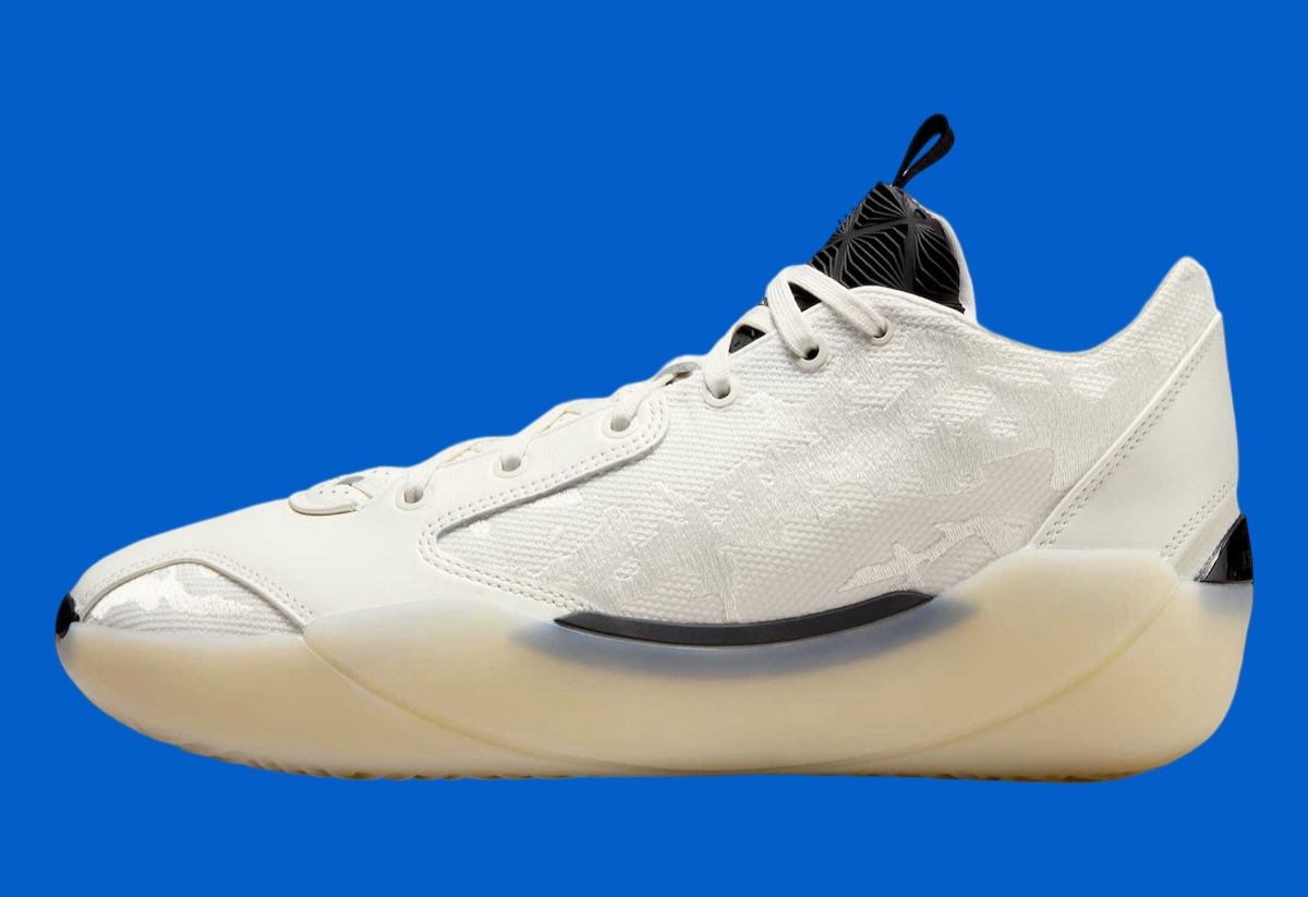 Air Jordan 39 Sail FQ0213-104