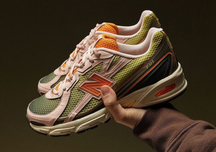 新品未使用　箱あり　New Balance 740 21cm CNCPTS-New-Balance-740-Release