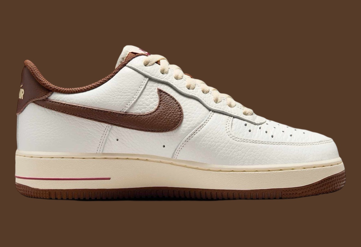 Nike Air Force 1 Low Yardrunners HQ7027 100 2