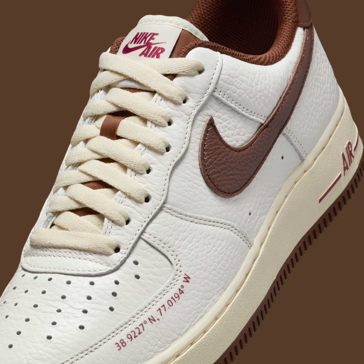 Nike Air Force 1 Low Yardrunners HQ7027 100 6