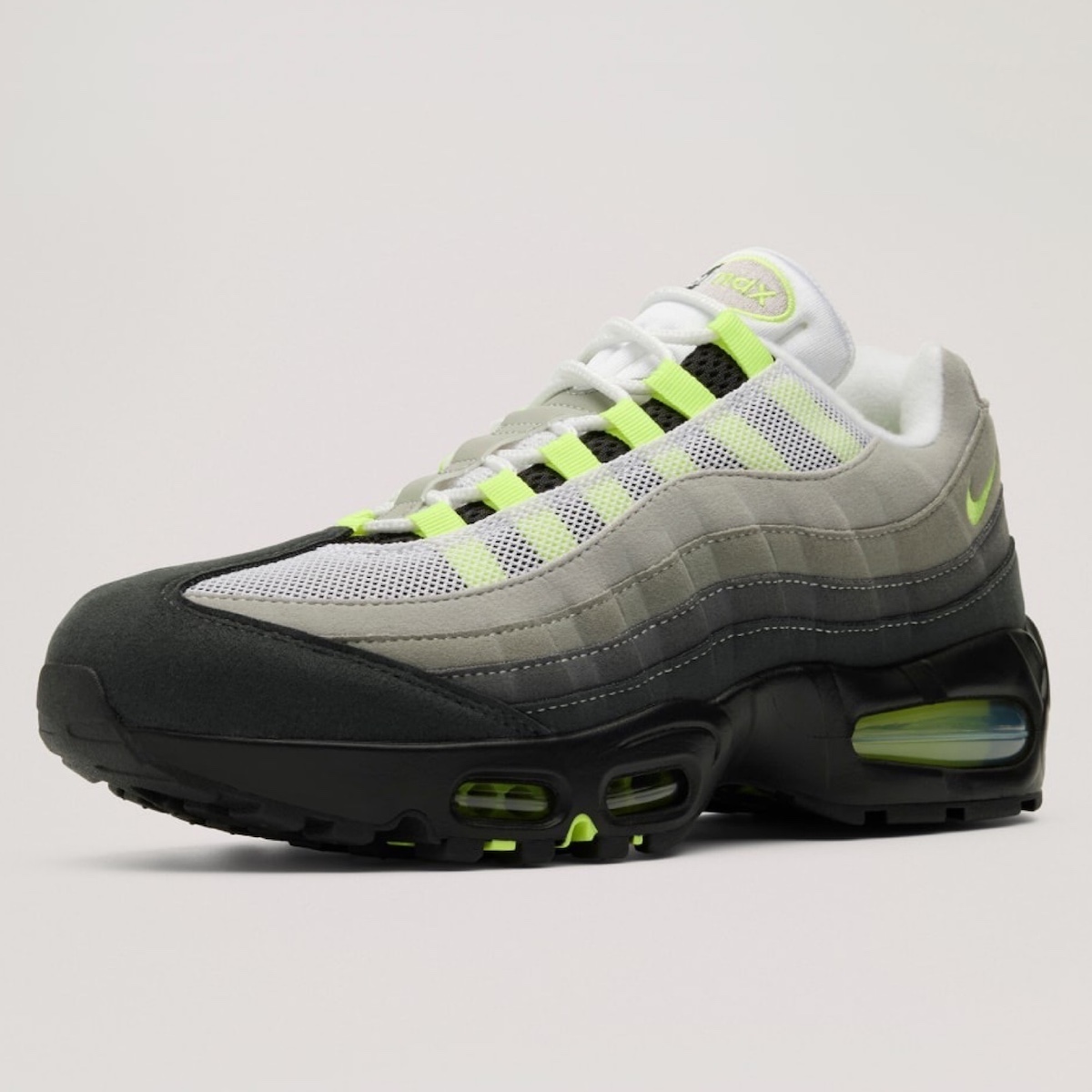 Nike Air Max 95 OG 'Neon Big Bubble' 2025 Edition with gradient gray tones, neon yellow accents and a black midsole.