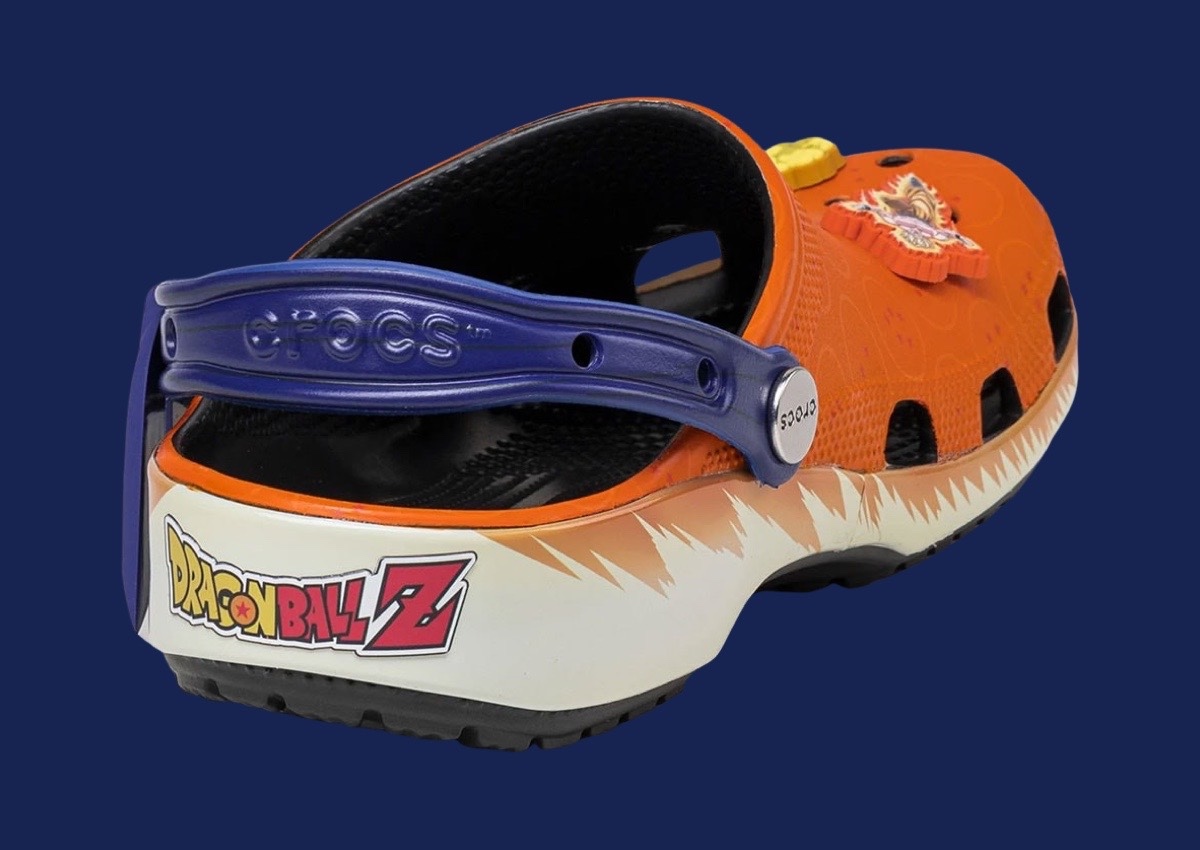 Dragon Ball Z x Crocs Classic Clog Goku 210826-90H