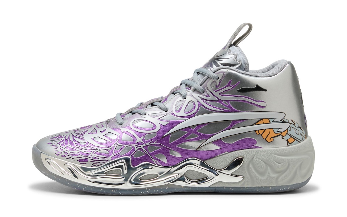 Side profile of the TMNT x PUMA MB.04 Shredder showcasing claw graphics.