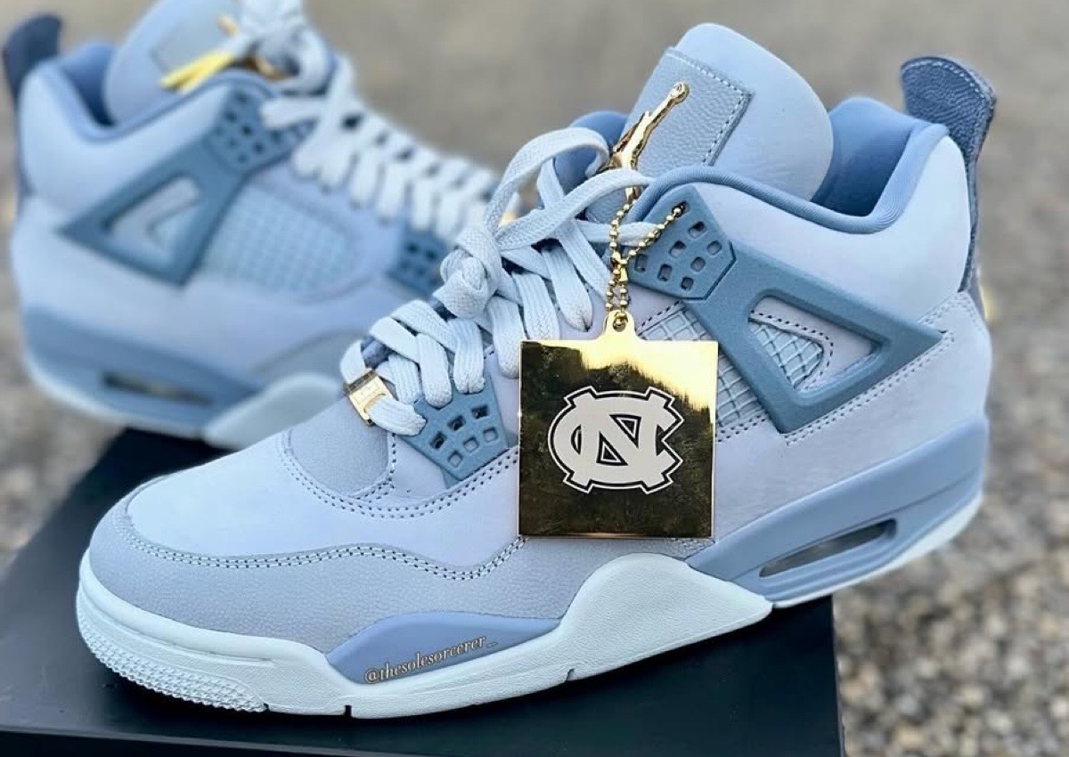 Air Jordan 4 UNC PE 2025 Air Jordan 4 UNC PE 2025
