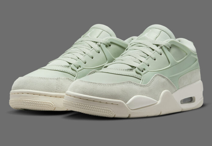 Air Jordan 4 RM Seafoam FQ7940-003 Air Jordan 4 RM Seafoam sneaker in women's-exclusive colorway