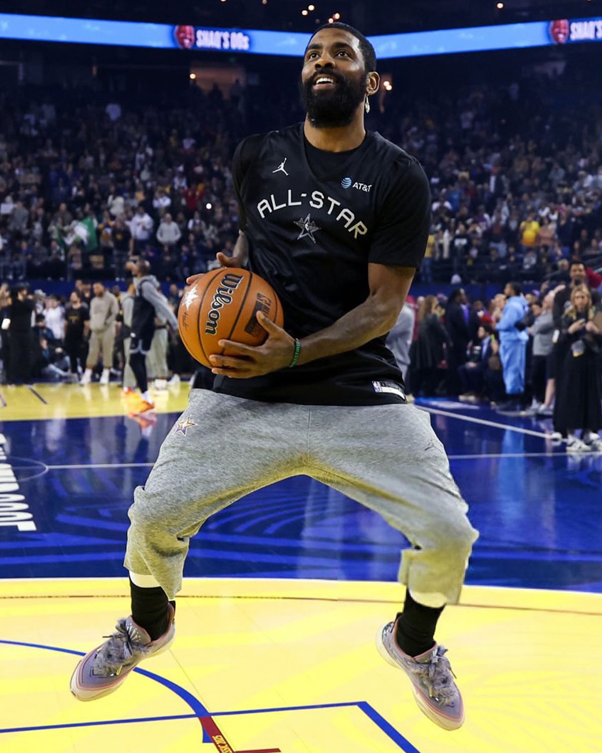 Kyrie Irving wearing the ANTA KAI 2 during NBA All-Star Weekend while warming up.