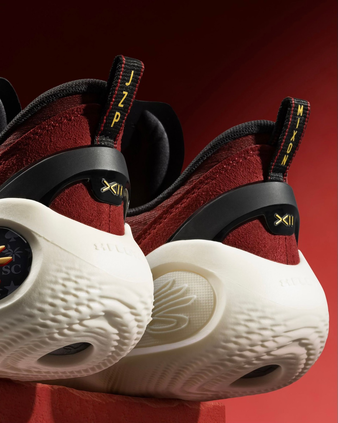 rear view of Curry 12 FamLAY PE showcasing personalized heel details