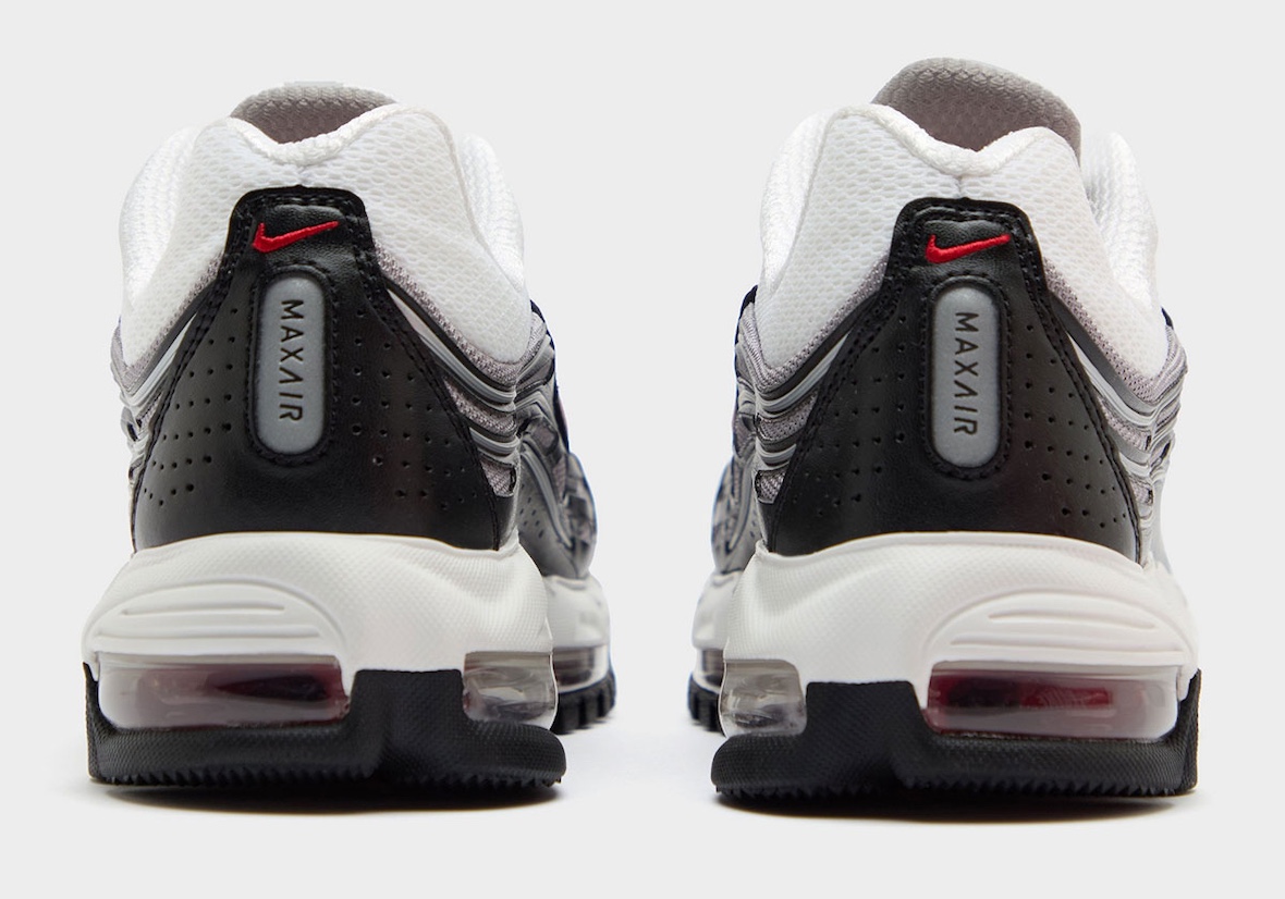 Rear view of the Nike Air Max TL 2.5 Varsity Red with perforated black heel and Max Air branding
