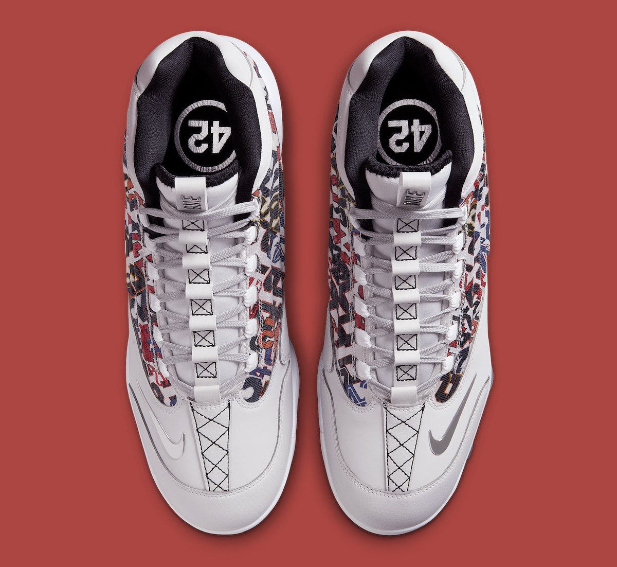 Insole of Nike Griffey 2 MCS with Jackie Robinson tribute