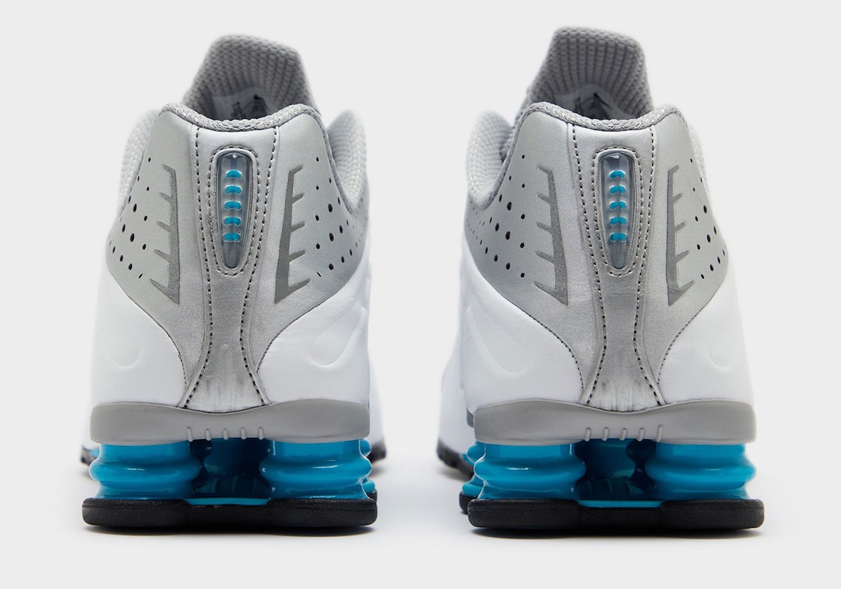 Rear view of Nike Shox R4 Blue Lagoon displaying the Shox columns and heel design